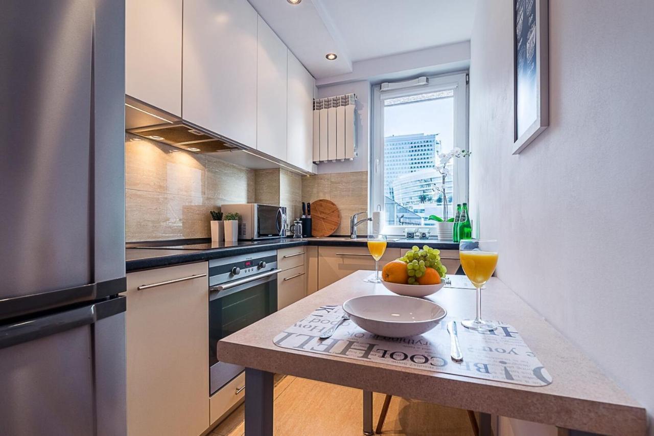 Panska 3 - Apartment With Balcony By Noclegi Renters Varşovia Exterior foto
